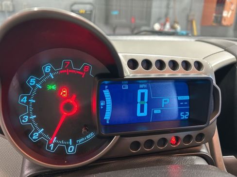 Used 2015 Chevrolet Sonic LT image 14