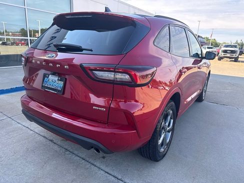 Used 2023 Ford Escape ST-Line Select w/ Tech Pack #2 AWD/4WD image 5