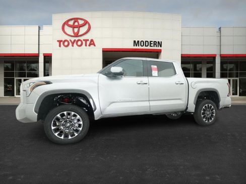 New 2026 Toyota Tundra Limited AWD/4WD image 8