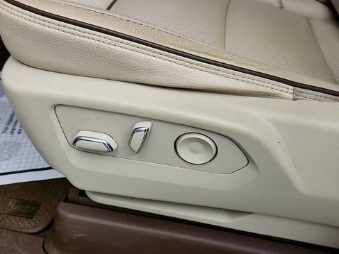 Used 2022 GMC Yukon Denali image 12