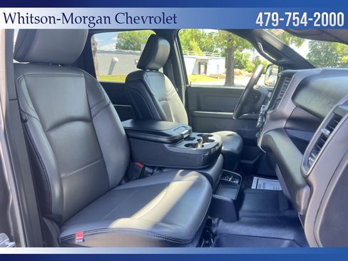 Used 2021 RAM 2500 Tradesman w/ Chrome Appearance Group AWD/4WD image 13