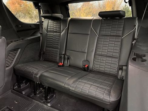 Used 2021 Cadillac Escalade Sport Platinum w/ Heavy-Duty Trailer Package image 30