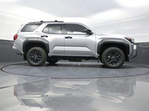 Used 2026 Toyota 4Runner SR5 AWD/4WD image 37