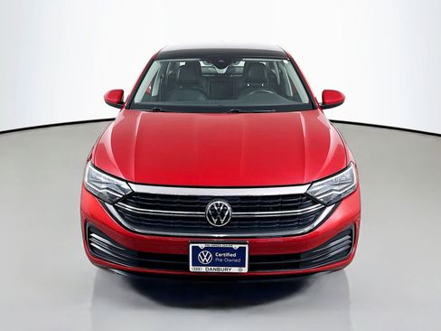 Certified 2022 Volkswagen Jetta SE FWD image 6