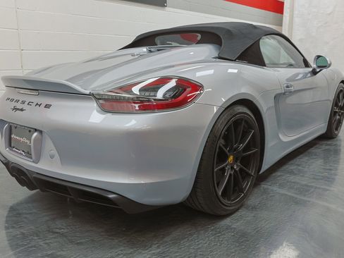 Used 2016 Porsche Boxster Spyder image 51