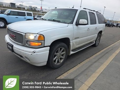 Used 2005 GMC Yukon XL Denali image 6