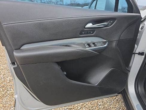 Used 2019 Cadillac XT4 Premium Luxury w/ Cold Weather Package image 10