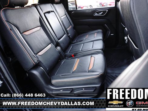 Used 2024 GMC Yukon XL AT4 image 13