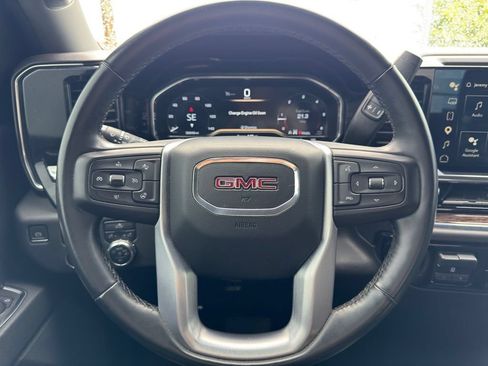 Used 2023 GMC Sierra 1500 Elevation w/ LPO, Elevation Black Package AWD/4WD image 10