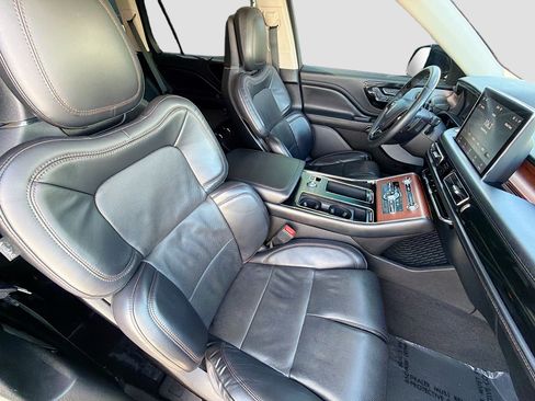 Used 2020 Lincoln Aviator Grand Touring w/ Equipment Group 302A image 14