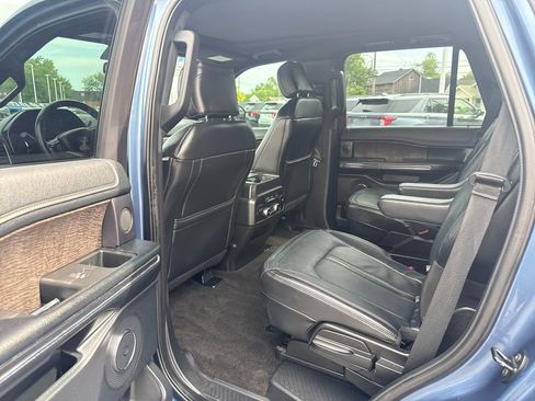 Used 2019 Ford Expedition Limited w/ Special Edition Package AWD/4WD image 21