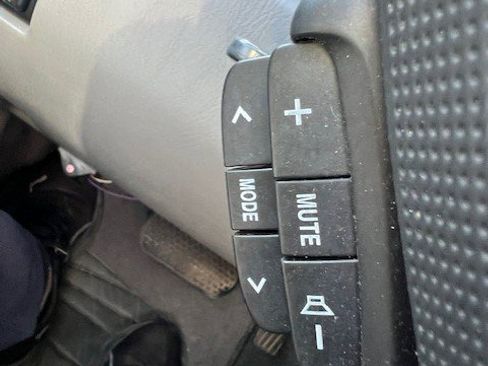 Used 2004 Suzuki XL7 XL-7 EX 3rd Row $998 Down* + T image 22