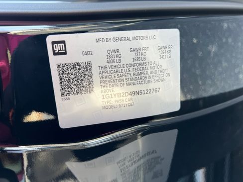 Certified 2022 Chevrolet Corvette RWD Coupe 2LT w/ Body-Color Dual Roof Package image 34