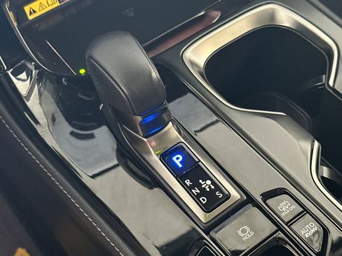 Used 2025 Lexus NX 450h+ AWD w/ Accessory Package (Z2) image 18