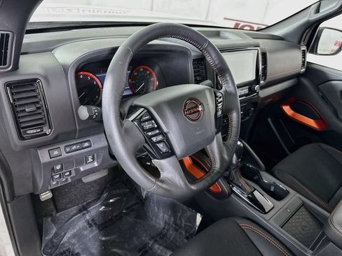 Used 2022 Nissan Frontier PRO-4X AWD/4WD image 19