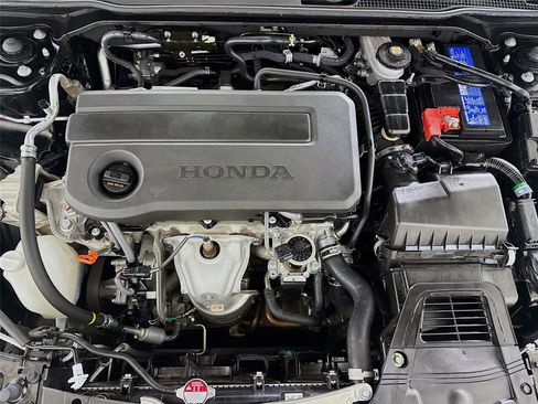 Used 2025 Honda Civic Sport image 28