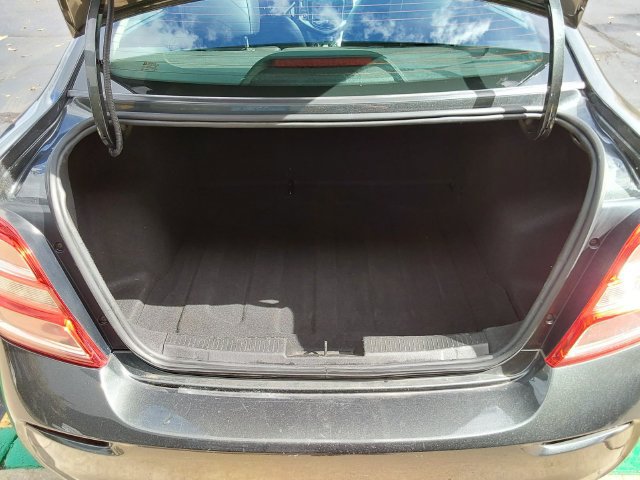 Used 2020 Chevrolet Sonic Premier FWD image 10