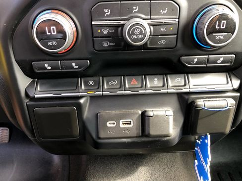 Used 2012 Toyota RAV4 4WD image 12