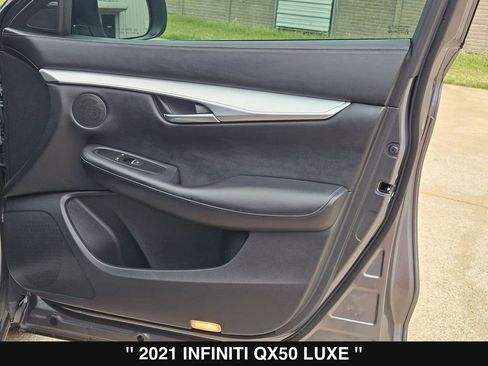 Used 2021 INFINITI QX50 Luxe w/ Appearance Package FWD image 32
