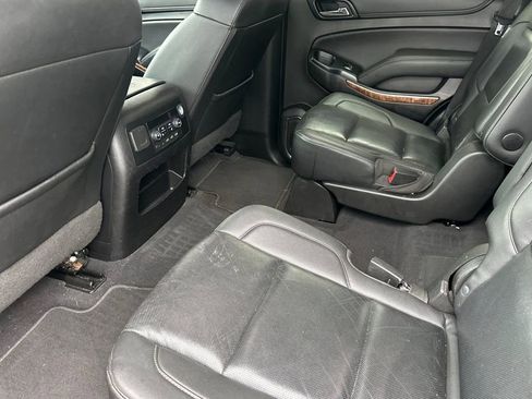 Used 2019 Chevrolet Tahoe Premier AWD/4WD image 12