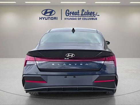 New 2026 Hyundai Elantra SEL Sport Premium FWD image 5