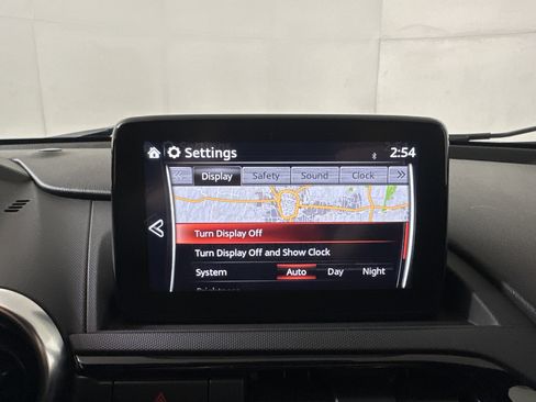 Used 2021 MAZDA MX-5 Miata Grand Touring image 17