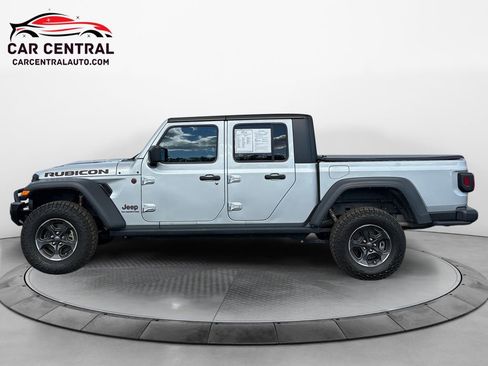 Used 2022 Jeep Gladiator Rubicon image 2