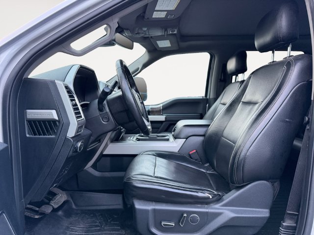 Used 2017 Ford F350 Lariat w/ Lariat Ultimate Package AWD/4WD image 11