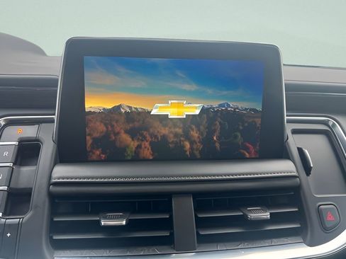 Used 2023 Chevrolet Tahoe High Country AWD/4WD image 17