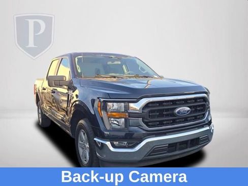 Used 2023 Ford F150 XLT image 2