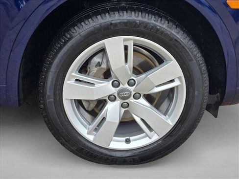 Used 2019 Audi Q5 Premium image 22