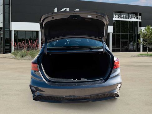 Certified 2024 Kia Forte LXS image 28