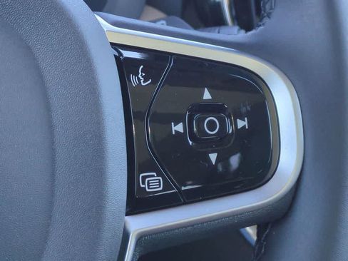 New 2026 Volvo XC60 B5 Plus w/ Protection Package Premier image 25