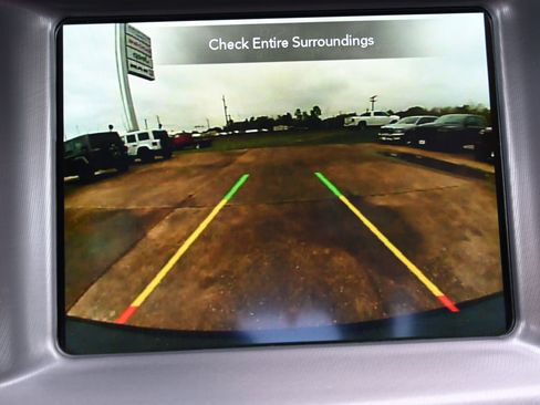 Used 2023 Dodge Charger GT image 13