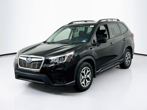 Used 2020 Subaru Forester Premium AWD/4WD image 1