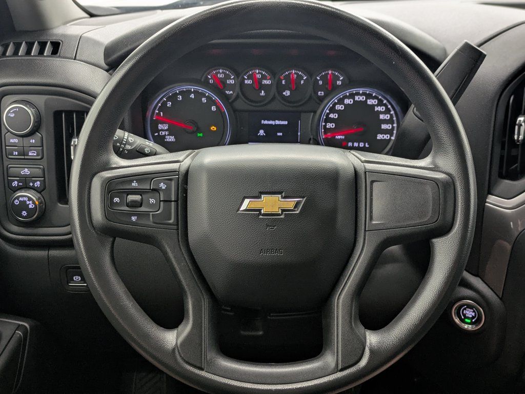 Used 2023 Chevrolet Silverado 1500 Custom AWD/4WD image 25