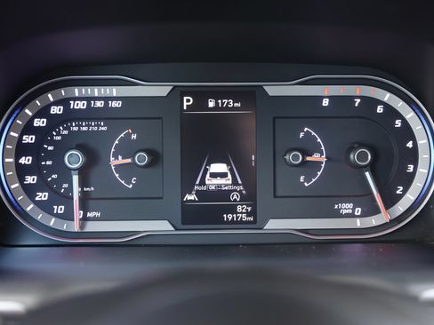 Used 2023 Hyundai Tucson SE AWD/4WD image 38