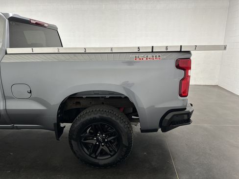 Used 2019 Chevrolet Silverado 1500 Custom Trail Boss w/ Custom Convenience Package AWD/4WD image 6
