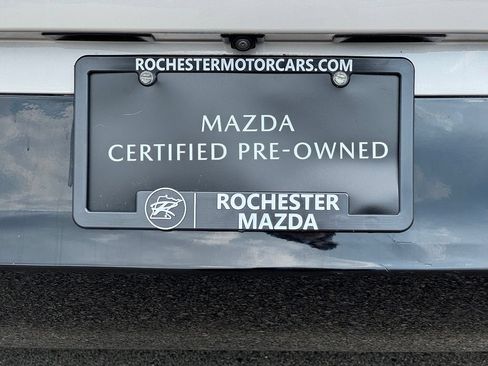 Used 2022 MAZDA MAZDA3 s FWD image 38