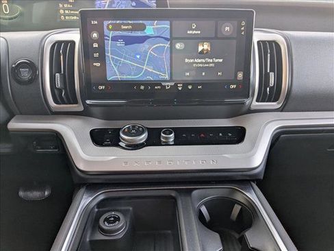 Used 2025 Ford Expedition Max Active image 16