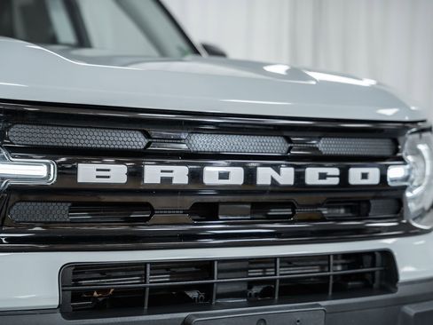 Used 2022 Ford Bronco Sport Outer Banks w/ Tech Package image 11