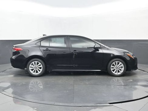 New 2026 Toyota Corolla LE w/ LE Premium Package FWD image 2