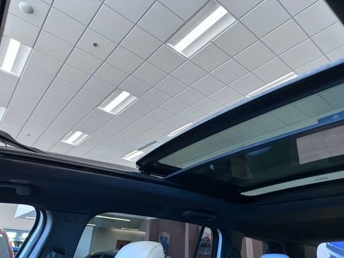 New 2026 Jeep Cherokee Limited image 36