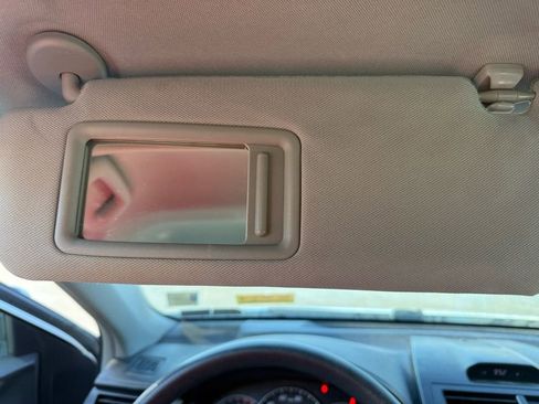 Used 2012 Toyota Camry LE image 28