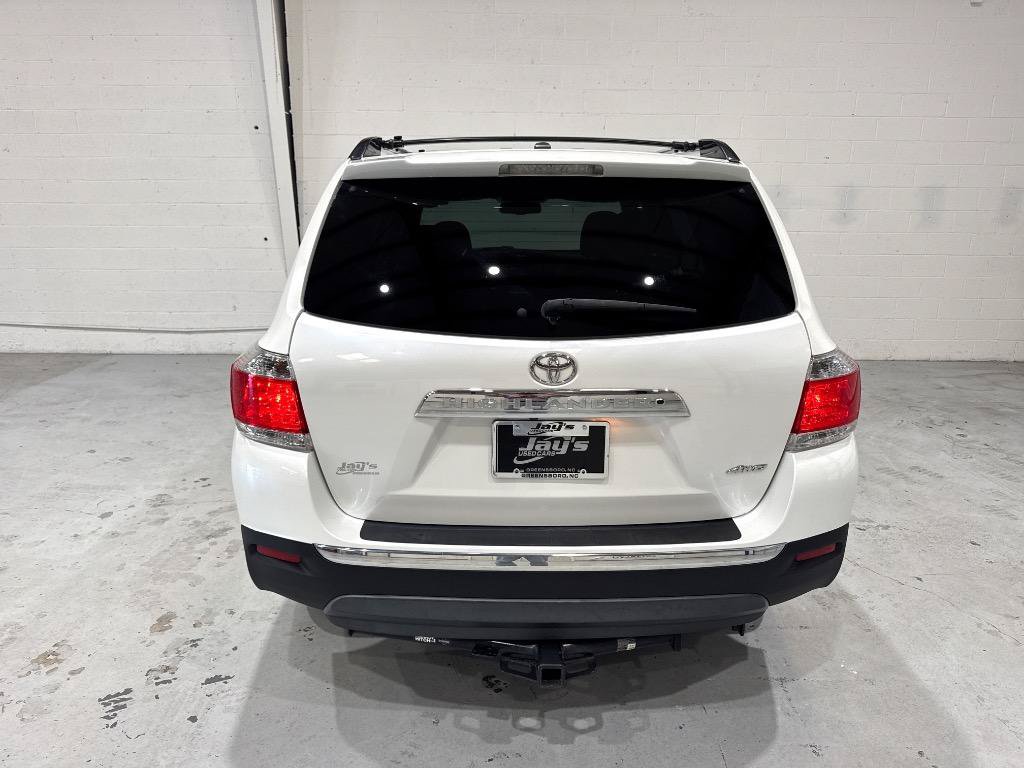 Used 2013 Toyota Highlander Limited AWD/4WD image 23
