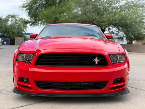 Used 2013 Ford Mustang GT Premium RWD image 9