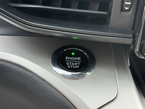 Used 2021 Ford Explorer XLT w/ Class III Trailer Tow Package image 28