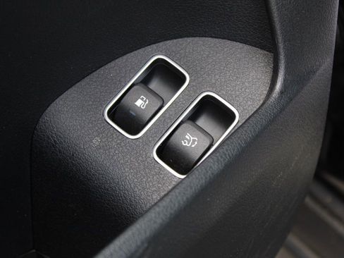 Certified 2024 Mercedes-Benz GLE 450e GLE 450e image 12