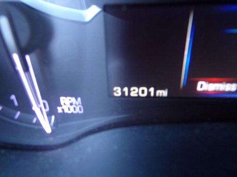 Used 2015 Cadillac SRX Luxury w/ Driver Awareness Package image 8