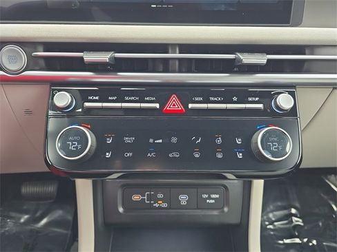 New 2026 Hyundai Tucson Limited image 18